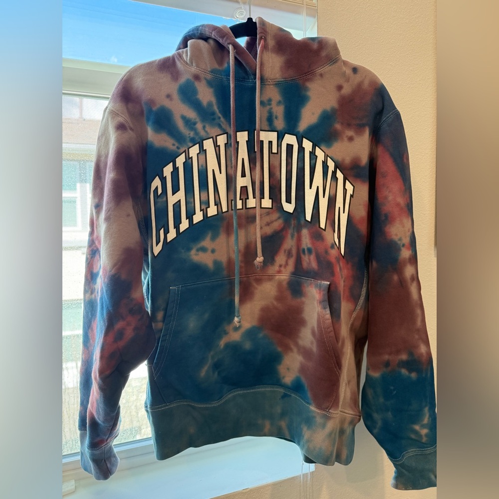 Chinatown Market Blue/Purple Tie Dye Hoodie - Size Large